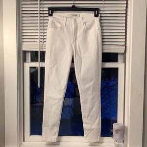Women’s White Joe’s Jeans Size 26 waist. Skinny Crop